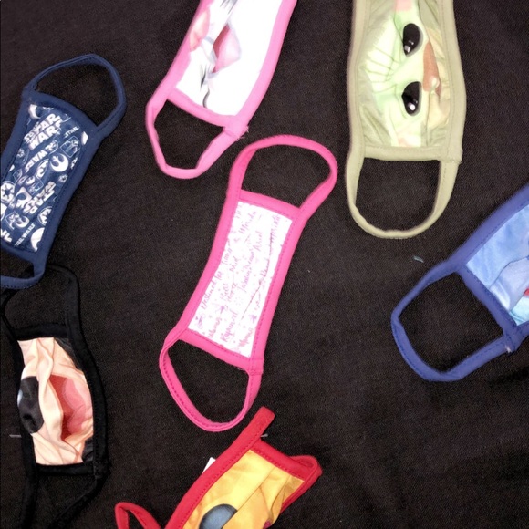 Disney 4 pack different styles Small and Medium - Picture 9 of 12